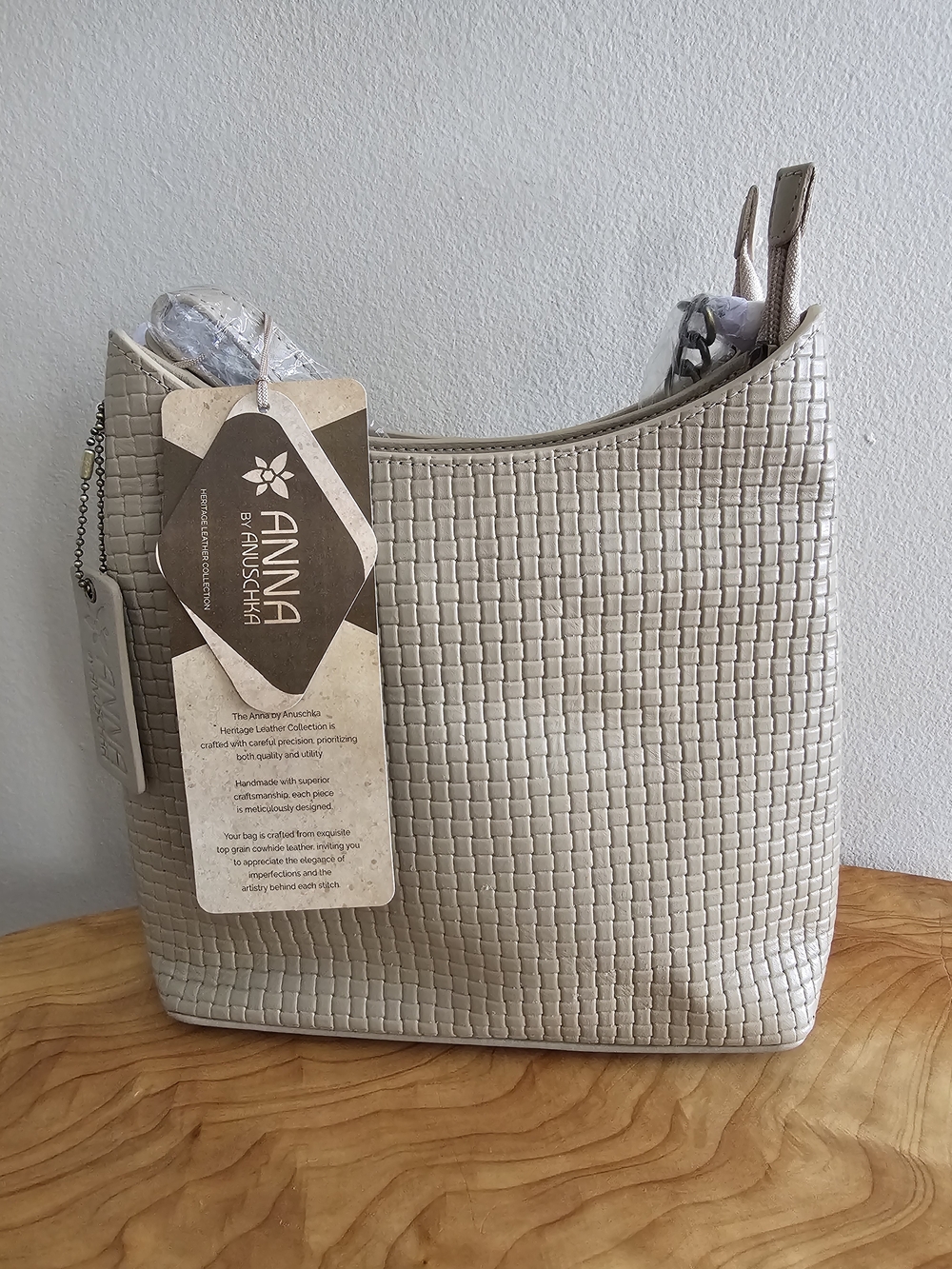 NWT Anna by Anuschka Heritage Leather Woven Shoulder Bag Taupe Cream Purse - Picture 2 of 10